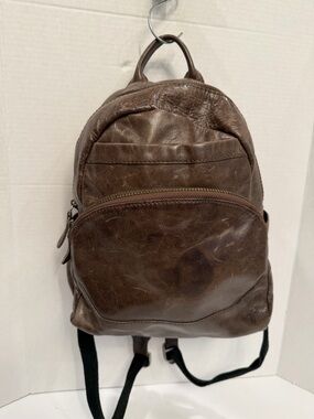 FRYE Brown Leather Backpack - Classic Everyday Carry whit dust bag